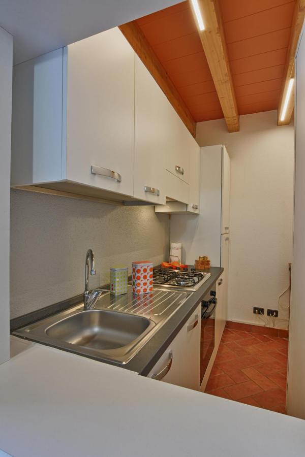Piccolo Girasole Apartment Menaggio Bagian luar foto